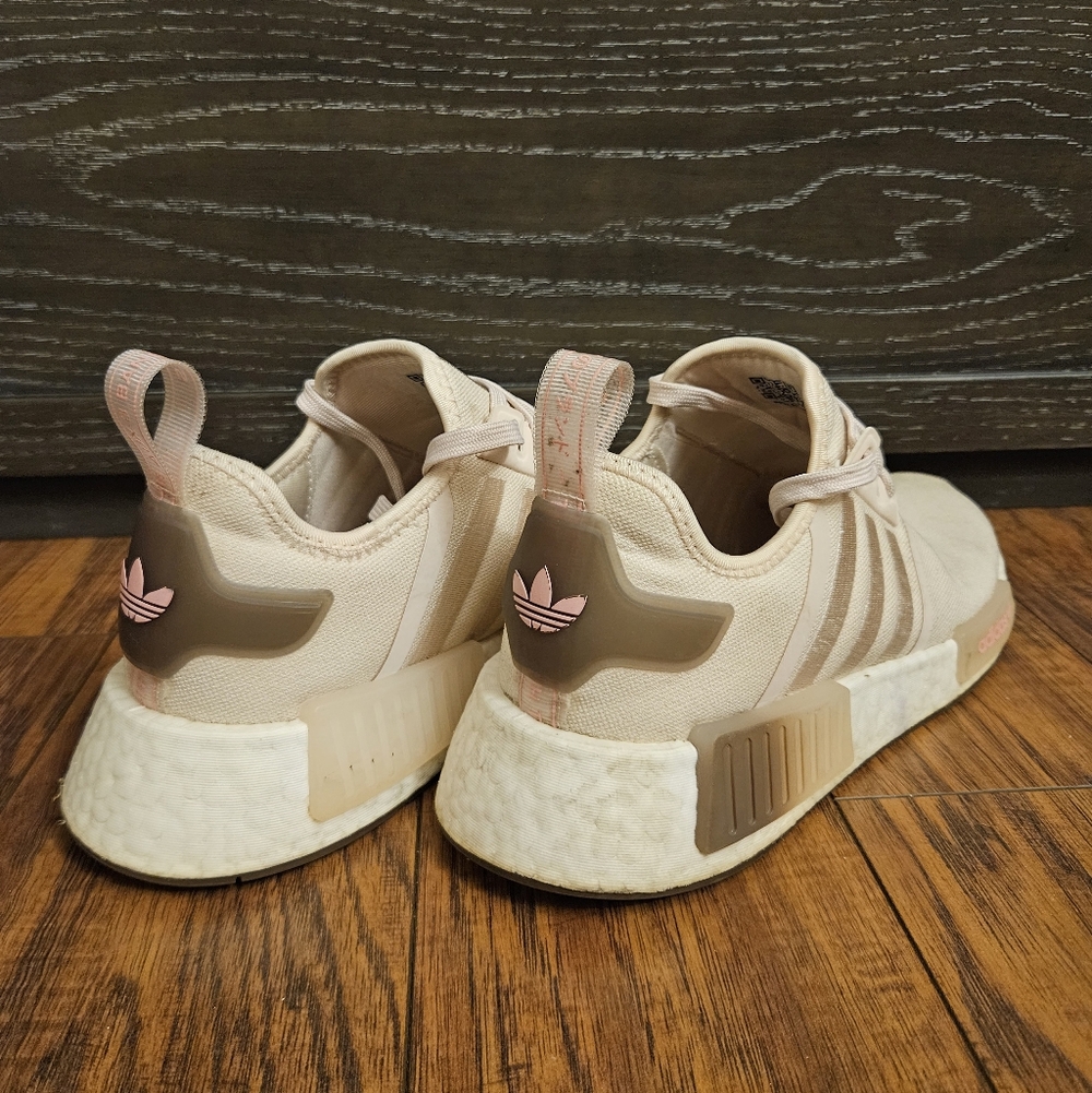 Adidas Women's Pink Sneakers